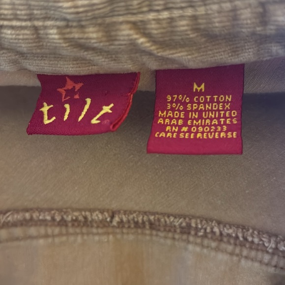 Vintage 90s Tilt Corduroy button down - Picture 9 of 9